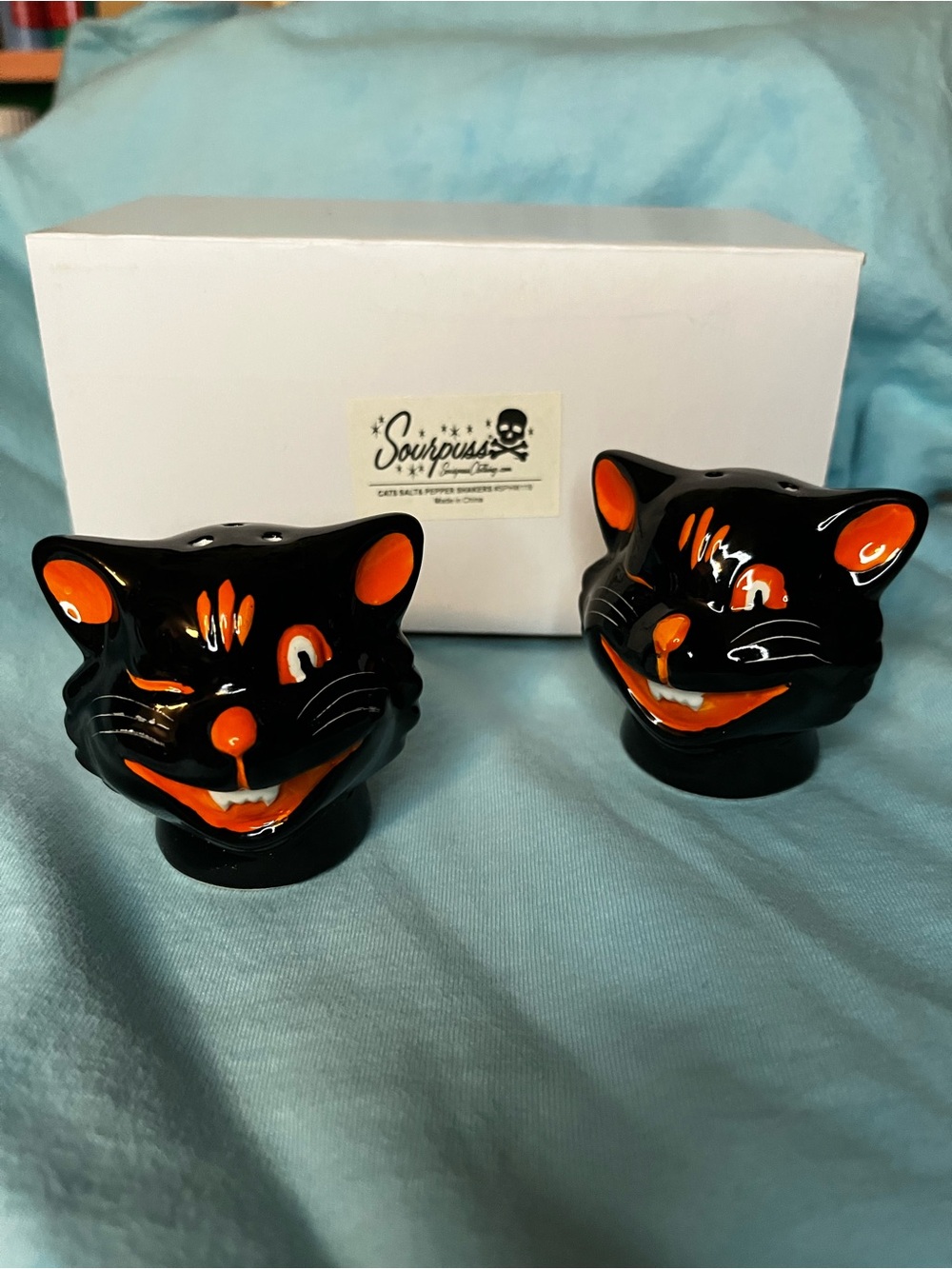 Sourpuss Black Cat Halloween Salt and Pepper Shaker Set Punk Goth Tattoo